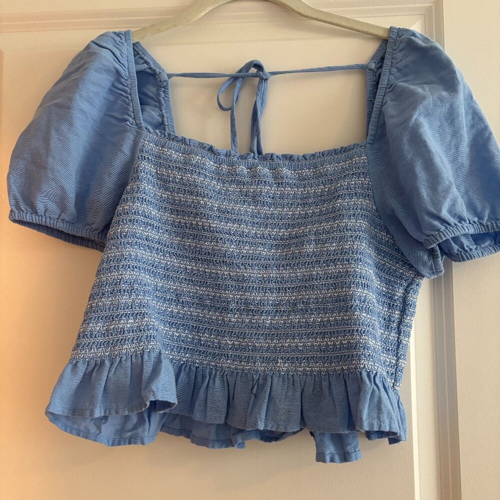 American Eagle Smocked Top